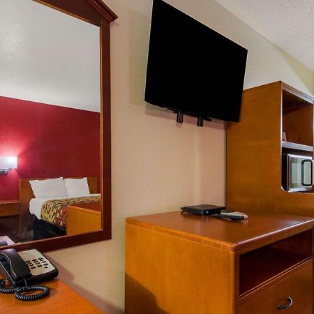 Econo Lodge Goldsboro Hwy 70 Kültér fotó