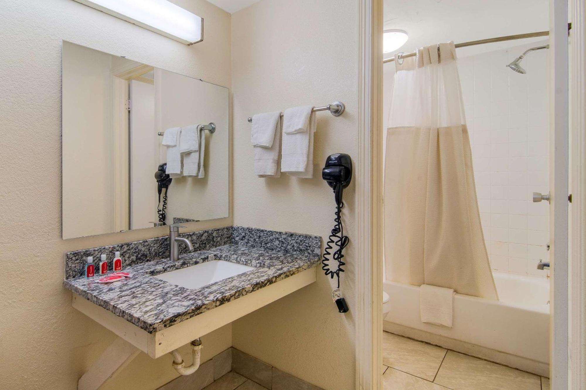 Econo Lodge Goldsboro Hwy 70 Kültér fotó